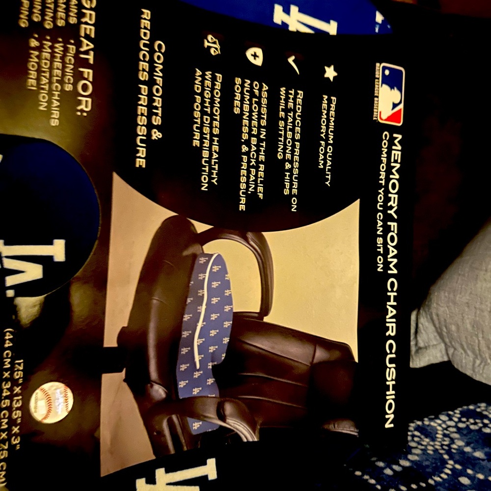 Los Angeles dodgers memory foam chair cushion!